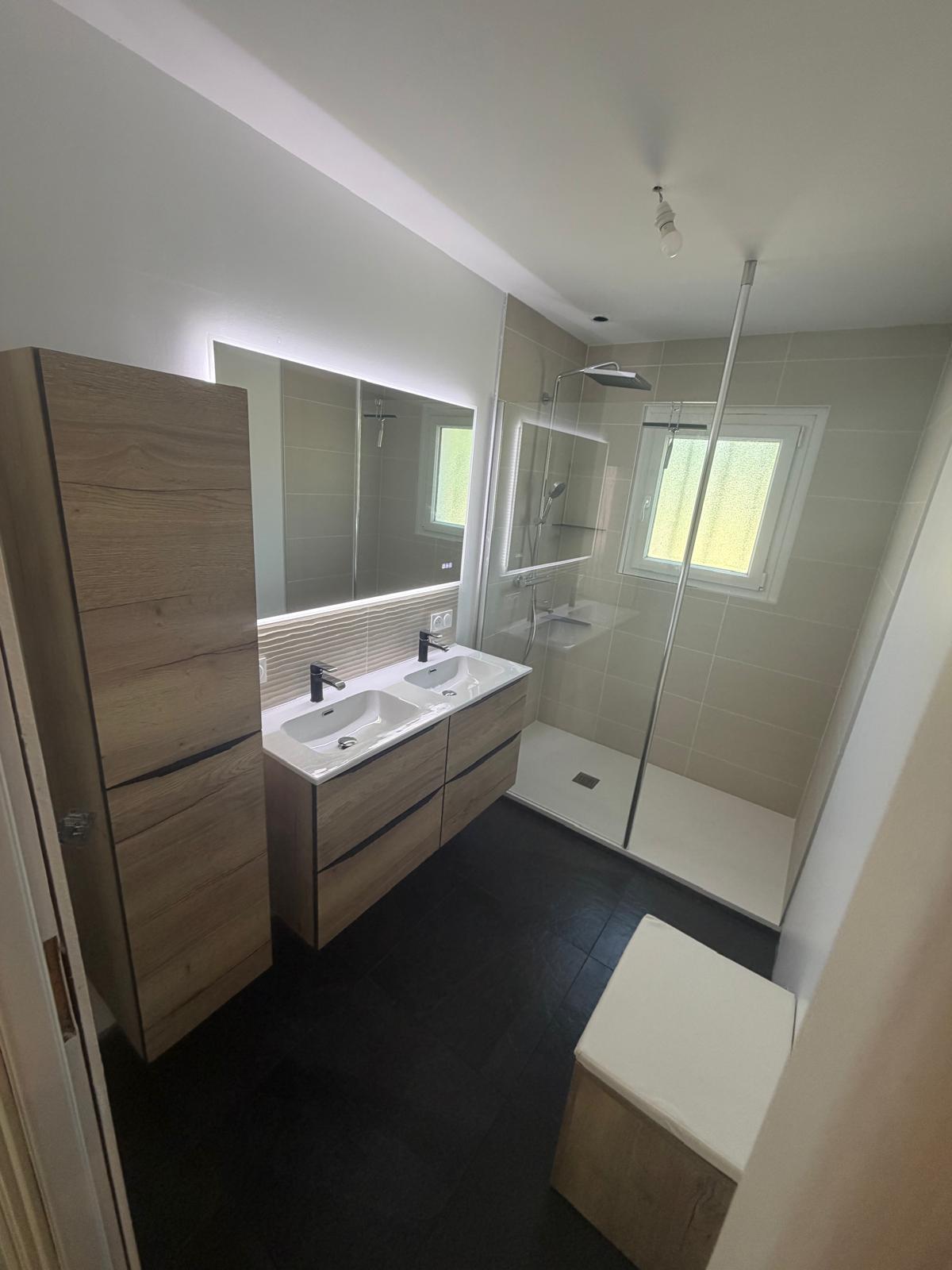 Rénovation complète d’une salle de bain apres